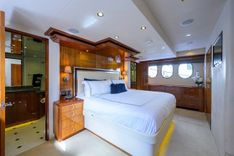 Buy a yacht SAPPHIRE - Hatteras