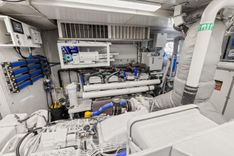 best yacht sales deals DIRT POOR 1999