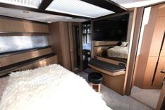 GLN65001J819 650 Sky yacht sale