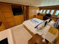 Buy a yacht OLIVIA K 92