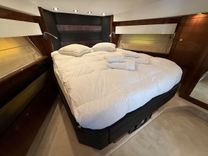 MY TITAN - Sunseeker