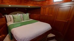 best yacht sales deals Sweet Dreams 2007