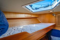 Лучшая цена на Never Better - Marlow