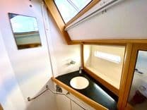 best yacht sales deals Astra 49 RST