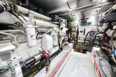 Лучшая цена на Yeah Baybee