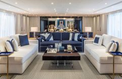 the best price on LUCKY ME