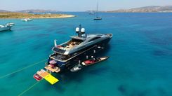 best yacht sales deals LUCKY ME 2010