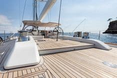 the best price on THILA 95