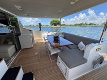 Купить XAX66046F718 - Azimut Yachts