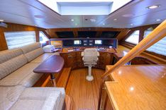 Buy a yacht MISS DUNIA - Hargrave