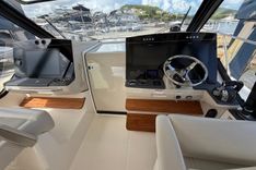the best price on LA GRISSELLE 405 Conquest