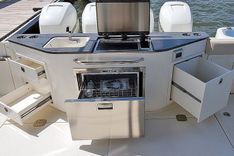 LA GRISSELLE - Boston Whaler yacht sale