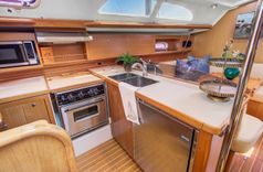 the best price on Advocate - Catalina Yachts