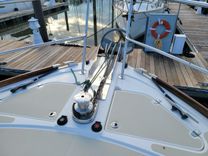 Стоимость яхты The Dark Side 48 Salon Express