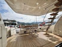 Buy a yacht PRESTIGE 60 - Beneteau