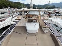 Buy a yacht PRESTIGE 60
