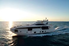 Купить яхту ONE & ONLY 104 в Shestakov Yacht Sales