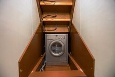 Buy a yacht IRIRU003E313 58