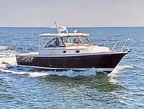 Beyond the Sea - HUNT YACHTS