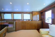 the best price on 12 BARREL 2007