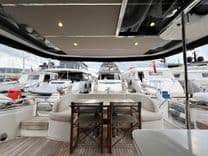 F55 58 yacht sale