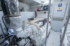 best yacht sales deals Rho Boat Flybridge