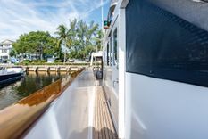 Купить яхту El Legado - GRAND BANKS MARINE в Shestakov Yacht Sales