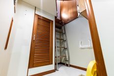 El Legado - GRAND BANKS MARINE