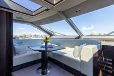 Buy a yacht WHITE STAR - Sunseeker