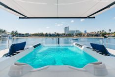 the best price on WHITE STAR - Sunseeker