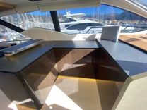 Buy a 10009846 - Azimut Yachts at Shestakov Yacht Sales