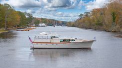 best yacht sales deals SOMERSET - TRUMPY