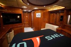 the best price on 2006 Sunseeker Manhattan 'FINS UP'