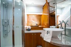 2006 Sunseeker Manhattan 'FINS UP' 2006 price