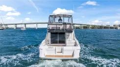 Buy a yacht AQUA 550 Sedan Bridge