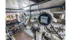 best yacht sales deals AQUA 550 Sedan Bridge