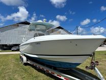 Купить яхту Intrepid 322 Cuddy 30 в Shestakov Yacht Sales