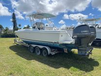 Лучшая цена на Intrepid 322 Cuddy