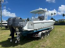 Стоимость яхты Intrepid 322 Cuddy 322 Cuddy