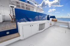 the best price on PENELOPE 1990