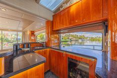 best yacht sales deals BIG CHUBBY XL 2006