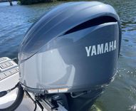 Лучшая цена на LYGPB165I122 248 Commander