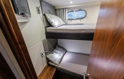 the best price on 2 DRUNK 2012