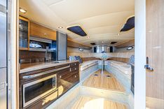 Buy a yacht TNRD8470F213 - Formula Boats