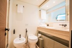 Купить яхту ASTRIMARE II - Sanlorenzo в Shestakov Yacht Sales