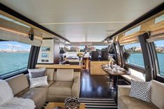 GRATITUDE 64 Flybridge