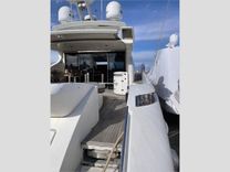 the best price on 68' Azimut 2007 68S 2007