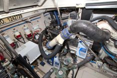 Buy a yacht Sun Daze 450 Sundancer