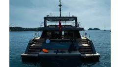 DOUBLE HAPPINESS - SUNREEF yacht sale