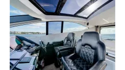 Купить яхту Gravitas - Sunseeker в Shestakov Yacht Sales